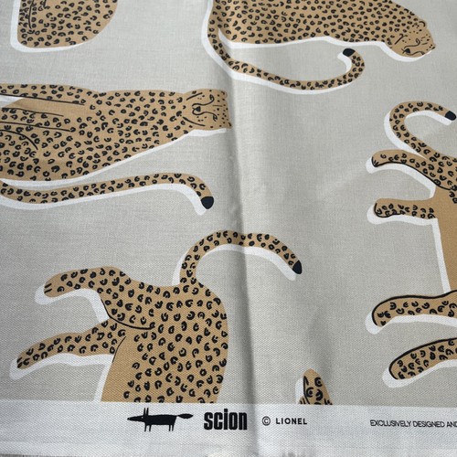 Scion fabric remnant lionel - scion,
