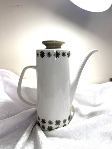 Meakin studio coffee pot - j&g,