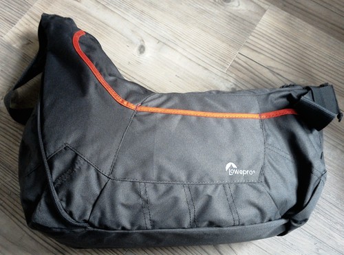 New unused original lowepro - new-unused,