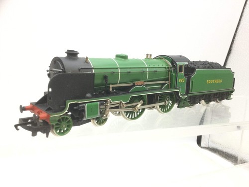 Hornby r380 gauge - hornby, green
