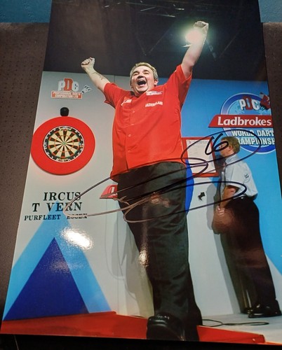 Phil taylor darts legend - phil,