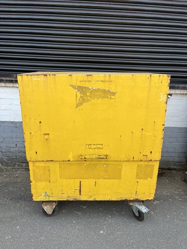 Site box tool chest on - box, /