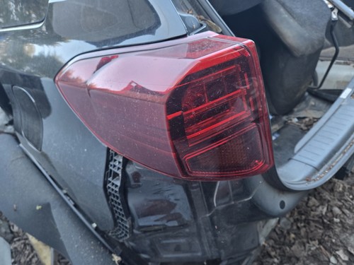 2020 suzuki vitara rear light