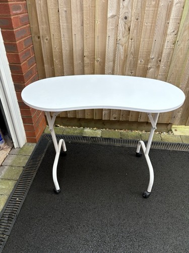 Foldable manicure nail table - foldable,