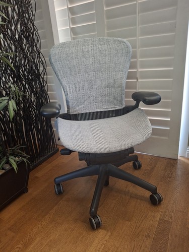 Slipcover for herman miller - for,