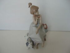 Lladro 5466 Chit Chat Girl on