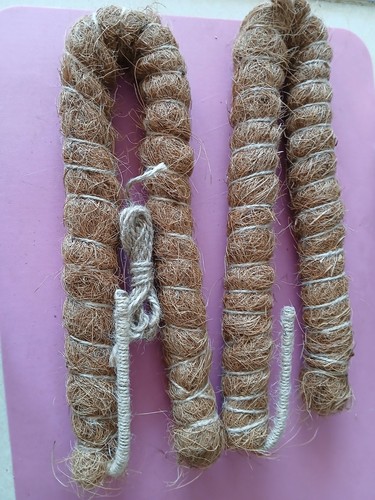 Pack coir poles for - of,