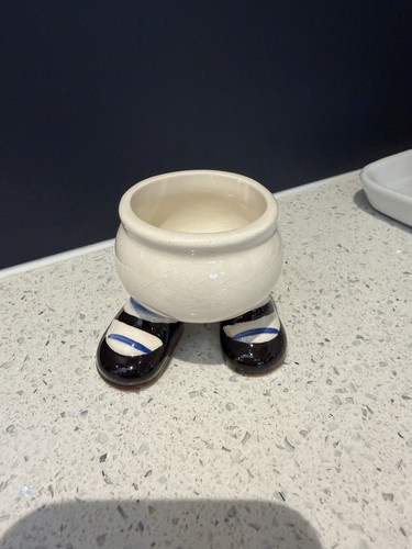 Carlton ware walking - ware, egg