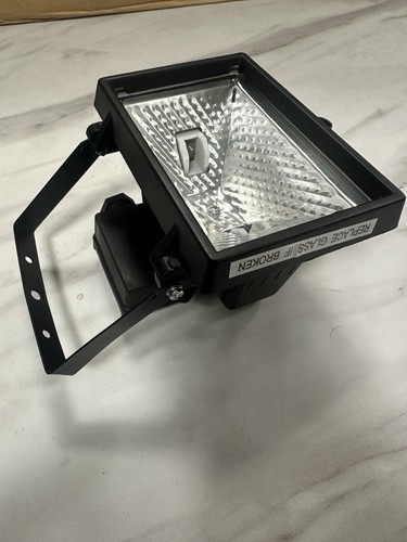 150w halogen flood - light, black