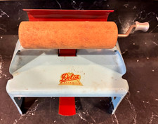 Vintage DELTA Tin Mangle