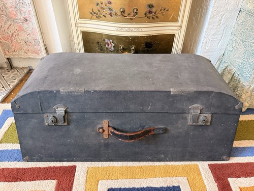 Vintage antique large travel - antique,