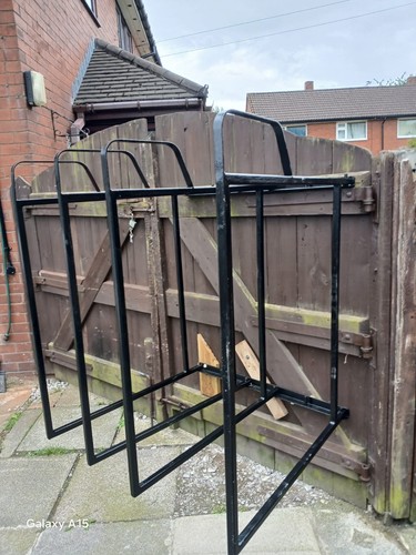 Horse rug rack - rack,