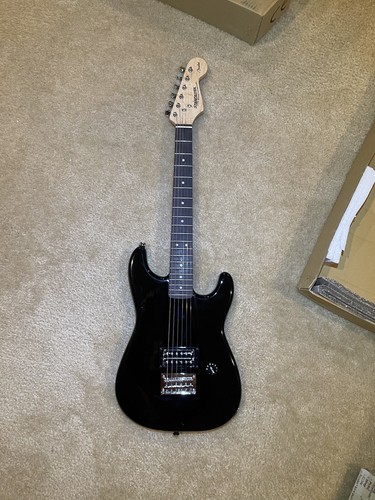 Starcaster fender mini - starcaster,