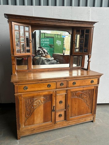 Art nouveau style carved - an,