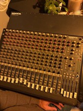 Mackie Designs 16 Channel Mic Line Mixer CR-1604