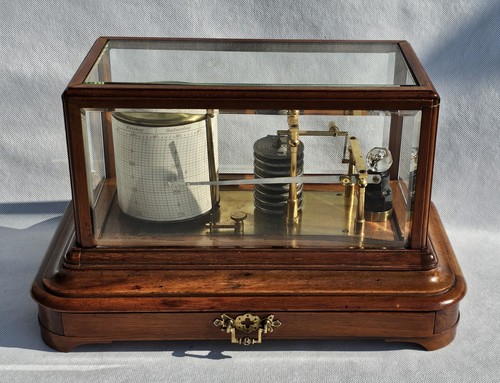 Rare oak case barograph chart - rare,