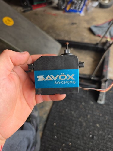 Savox scale servo - scale,