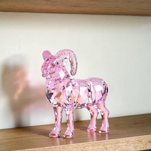 Animal crystal figurine goat - crystal,