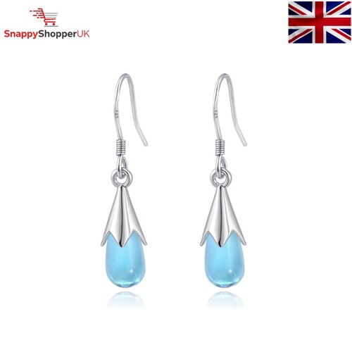 Elegant light blue aquamarine - light,