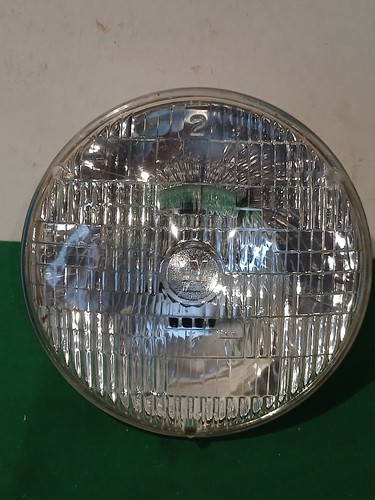 Sealed beam inch - sealed, headlight