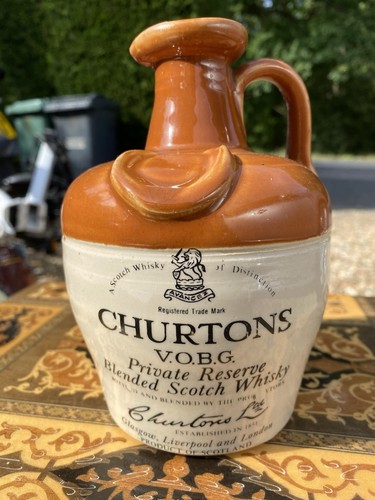 Whiskey flagon - whiskey, flagon.