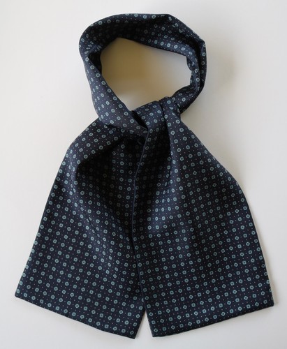 Silk cravat navy - navy, blue