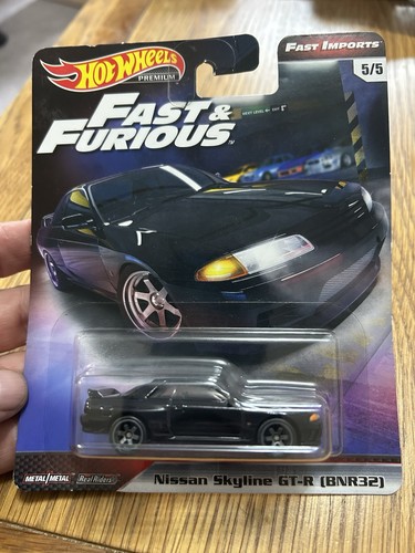 Hot wheels premium - hot, fast