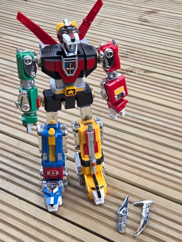 Toynami voltron masterpiece - toynami,