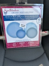 Spellbinders Grand