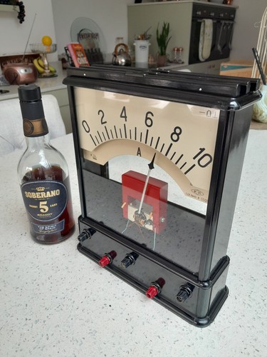 Large vintage laboratory - large,