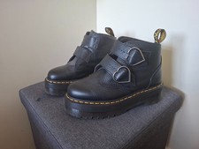 WORN ONCE! Doc Martens: Devon Heart Leather Platform Boots