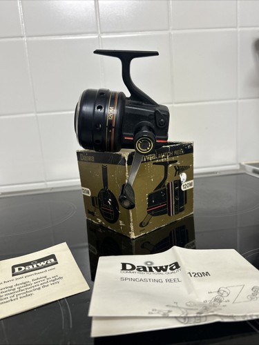 Vintage fishing tackle daiwa - vintage,