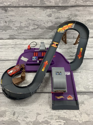 Matchbox hot wheels kart - matchbox,