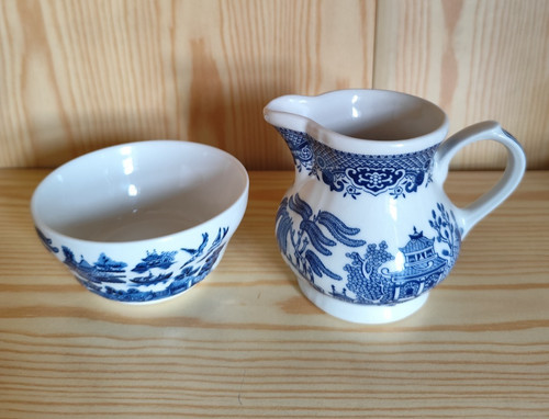 Churchill blue willow creamer - churchill,