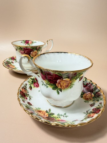 Set two royal albert old - albert,