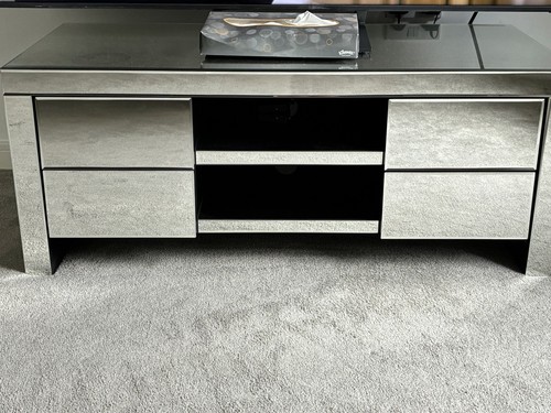 Silver mirrored glass - silver,