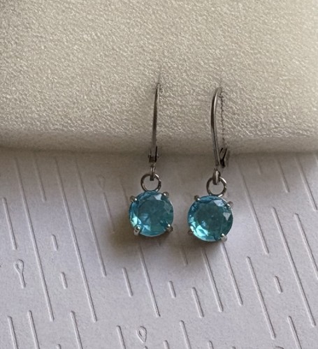 Turquoise gem drop - gem,
