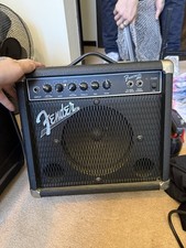 Fender Frontman 15G Guitar