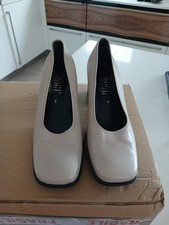 Hogl Women's Cream Leather