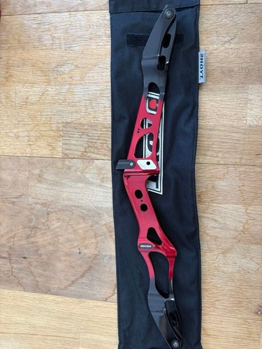 Hoyt matrix 25inch red - matrix,