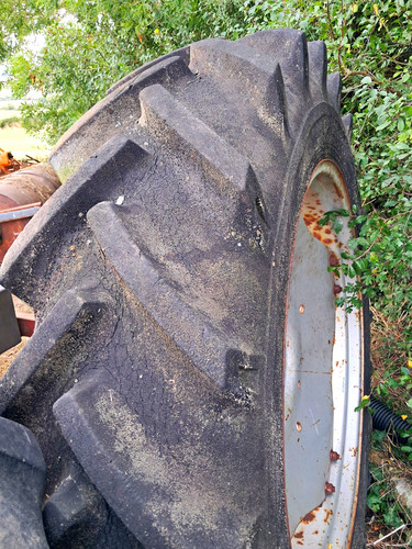 Rear tractor wheel and - 12, x