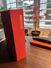 Pantone Solid Chips Coated ring binder