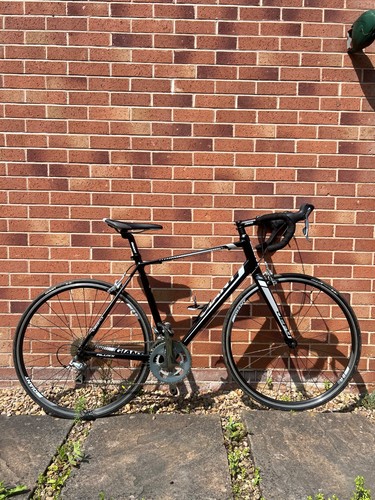 Giant defy road bike l - defy, 2