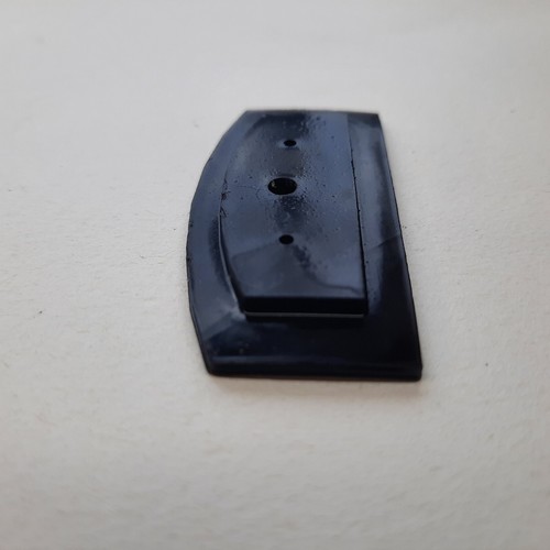 Lucas horn wiring grommet - lucas,