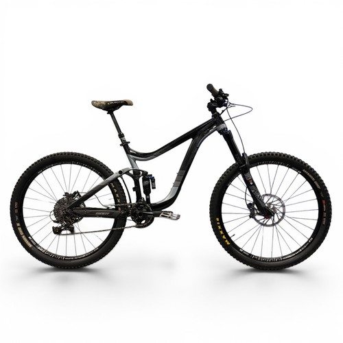 Giant reign full - giant,