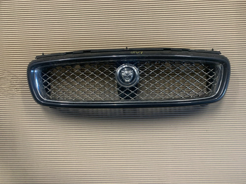 Mesh grille radiator grill - grille,