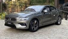 1/18 Scale Volvo S60 2020 Grey Diecast Car Model Toy Collection Gift NIB
