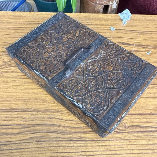Vintage embossed hinged tin - embossed,