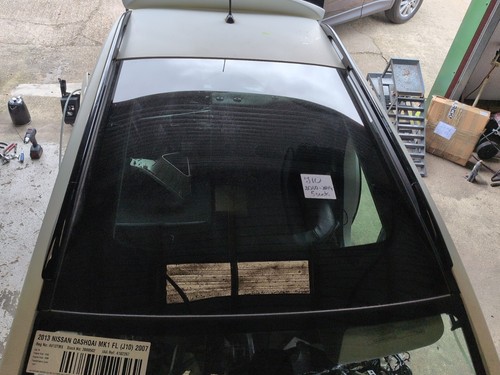 Nissan qashqai sunroof glass - nissan,