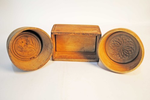 Antique hooded butter mold - hooded,